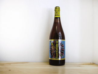 Botella de Cerveza canadiense Flying Monkeys Supercollider 2.0