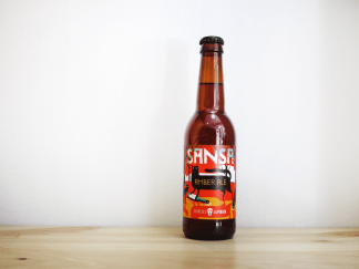 Botella de cerveza catalana La Pirata Sansa