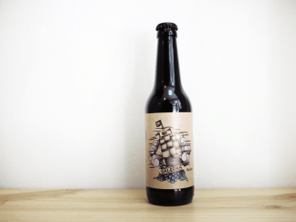 Botella de Cerveza cántabra La Grua Galerna