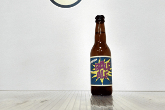 Botella de Cerveza danesaDry and Bitter Christian Bale Ale